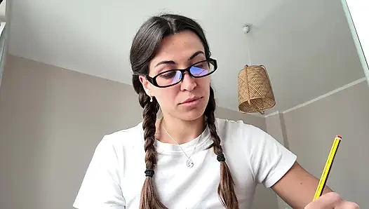 Меня грубо прервали, пока я обучала