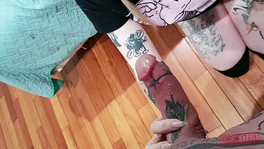 Blondes baby sid ist eine anal schlampe, die es liebt, ihre engen löcher gefüllt zu bekommen