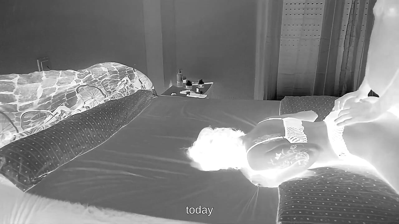 عرض مباشر مذهل زوجة وقحة مص الديك بقوة المجلد 1