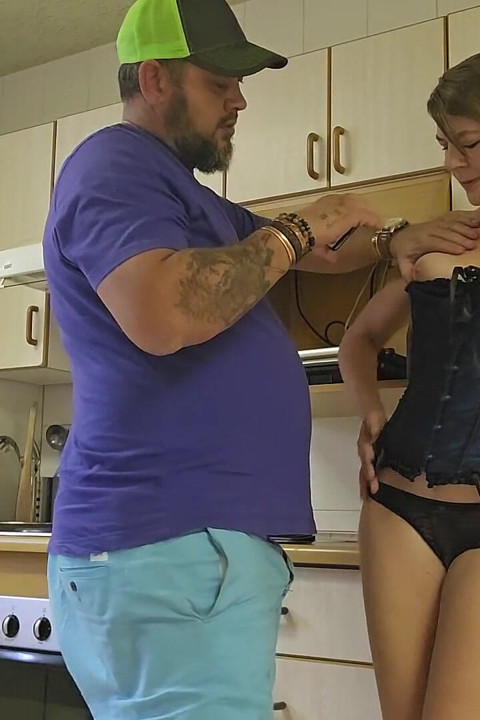 Stående sex med min eks i køkkenet