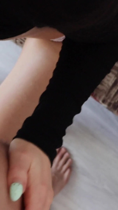 Fucked a Hot Schoolgirl on the First Date