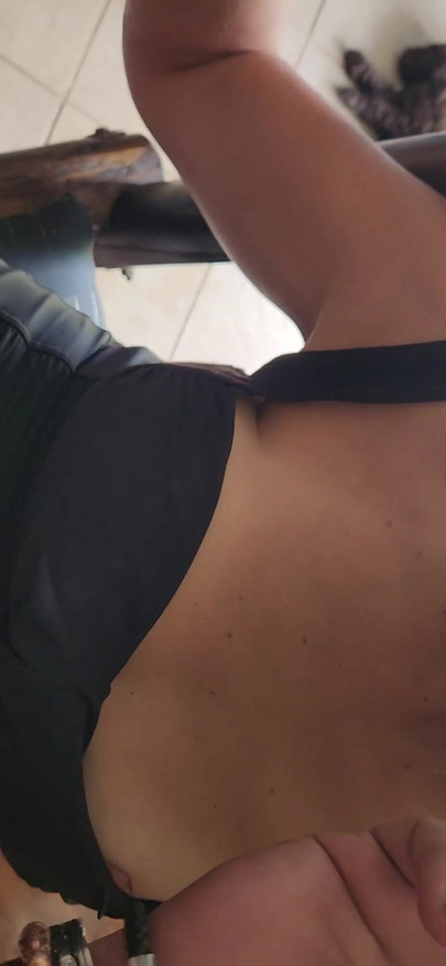 "Ev yapımı yakın çekim bikini amcık sikişi 4k" dan mutlaka paylaşmalı an