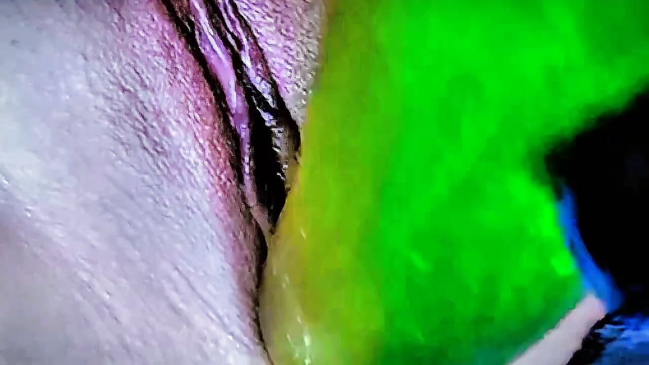 Miss Khalifa Dildoing With Mandingo Cucumber For Her Thirsty White Shaved Big Pussy