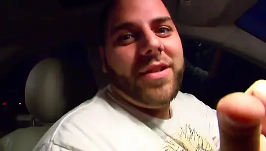 Mulut gadis seksi rambut pirang ini dientot habis-habisan sama kontol besar