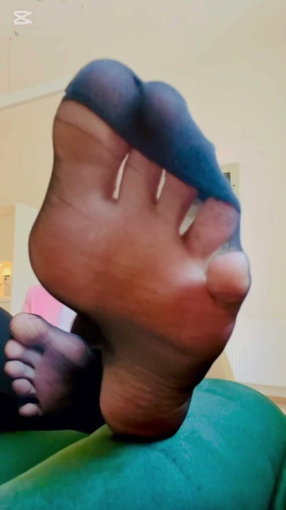 Smell My Sweaty Nylon Feet Loser POV