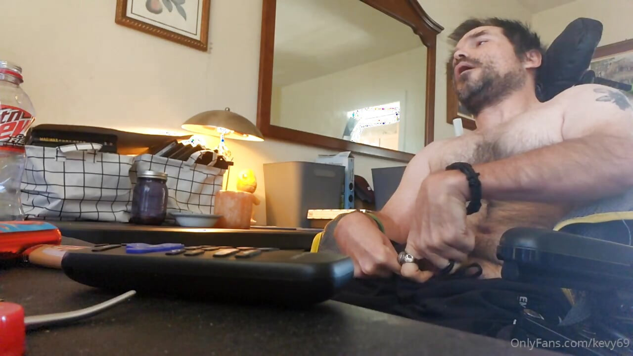 Kevy 69's Cumming On A Tuesday