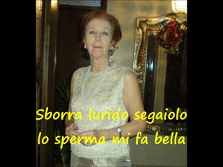 Lucia Arrigoni melancap penghormatan
