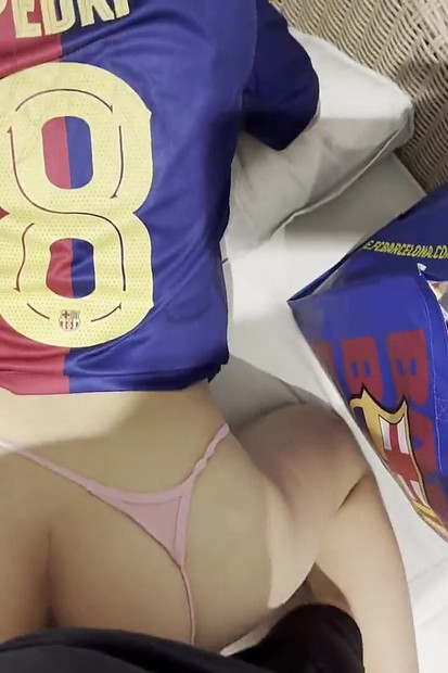 Azijska nogometašica u Jerseyju uhvaćena i kažnjena svršavanjem unutra