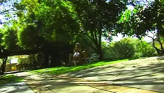 Weiße Höschen Chroniken: Sinnliche Gartenspiele