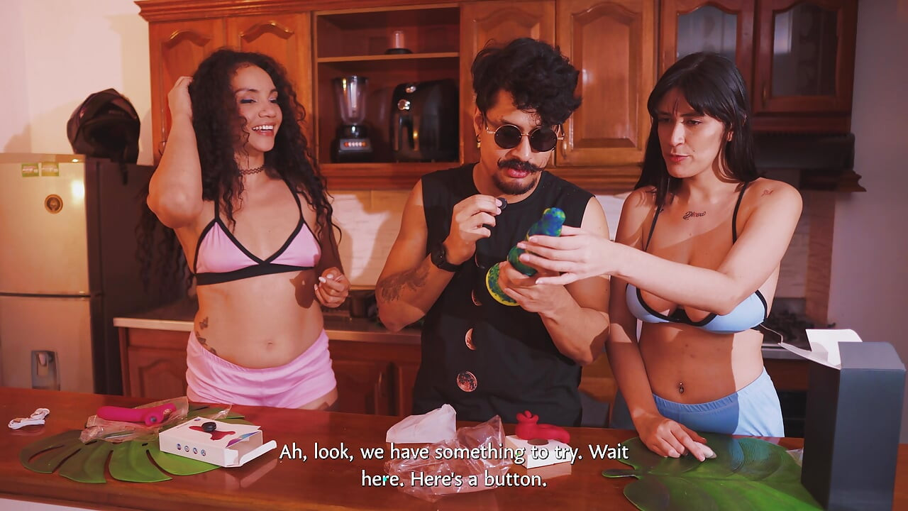 Membuat 2 air mani georgeous ini dengan beberapa bantuan (ulasan mainan badpeach)