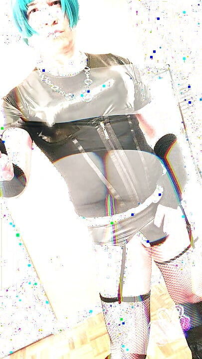 Seksowny Shemale Kandi Kane Lateks i Skórzane Buty Strip PMV