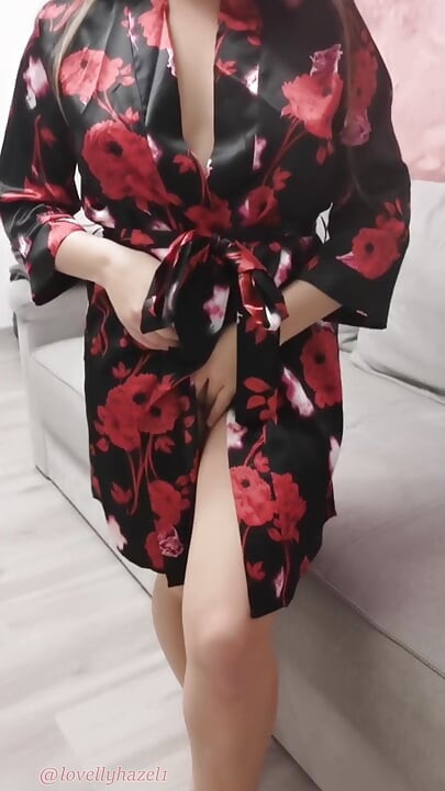 Provocando você no meu quimono (vídeo completo no meu Onlyfans)