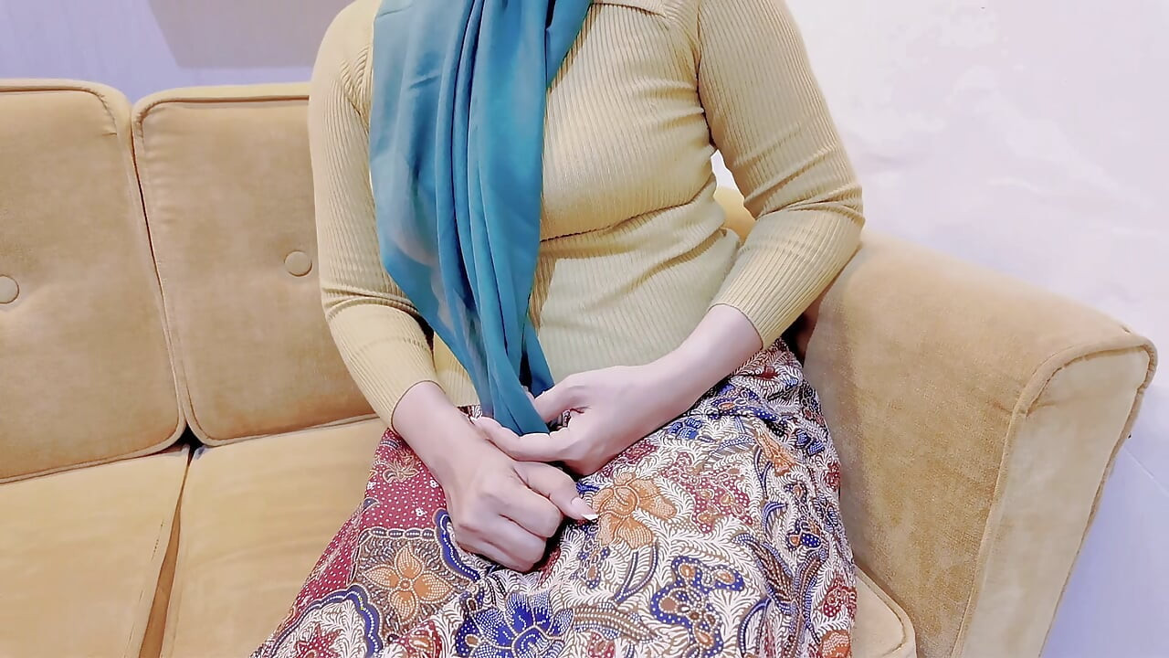 Village girl is framed by a naughty man while visiting the city