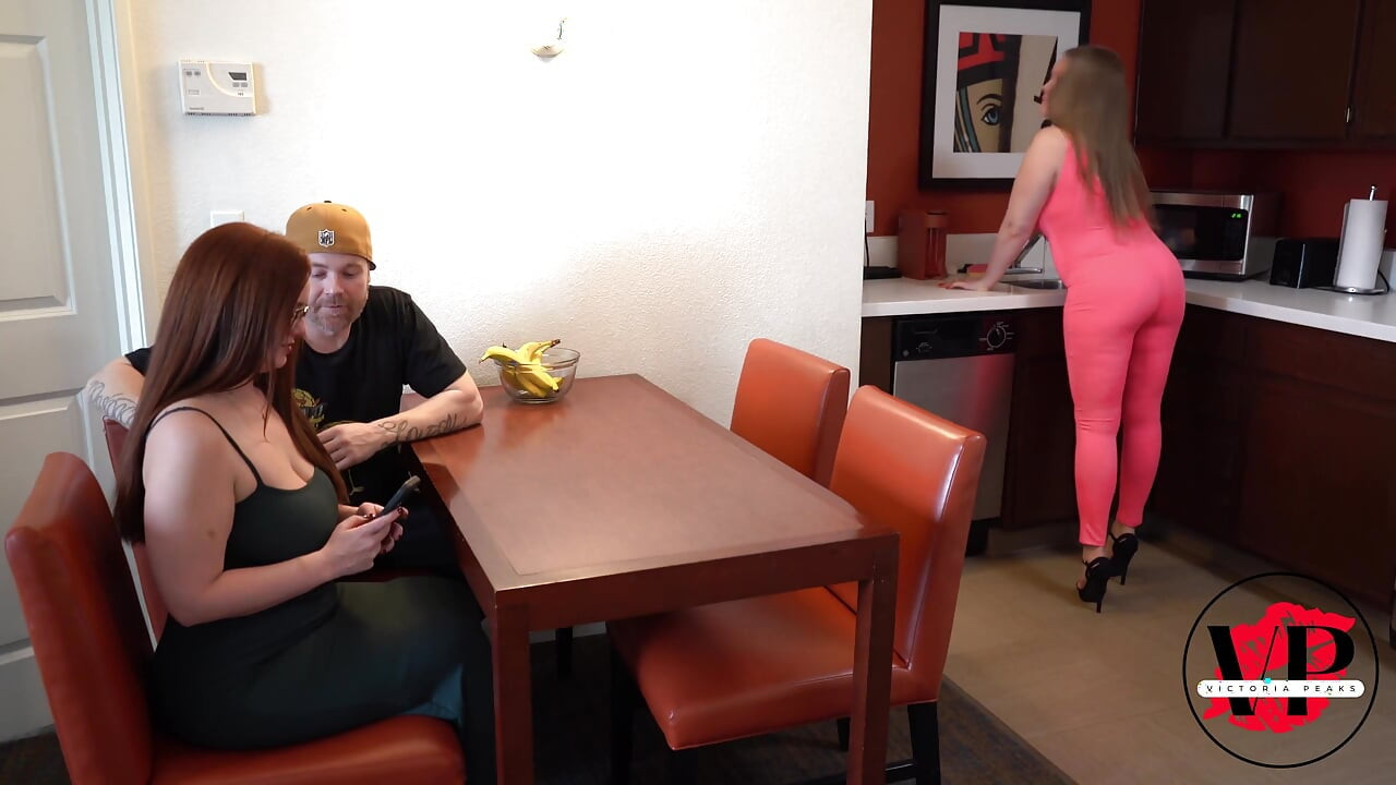 배다른 여동생, 남친이 빠져들어