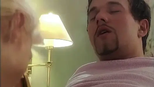 Çift Izlemeyi Ve Taklit Etmeyi Sever