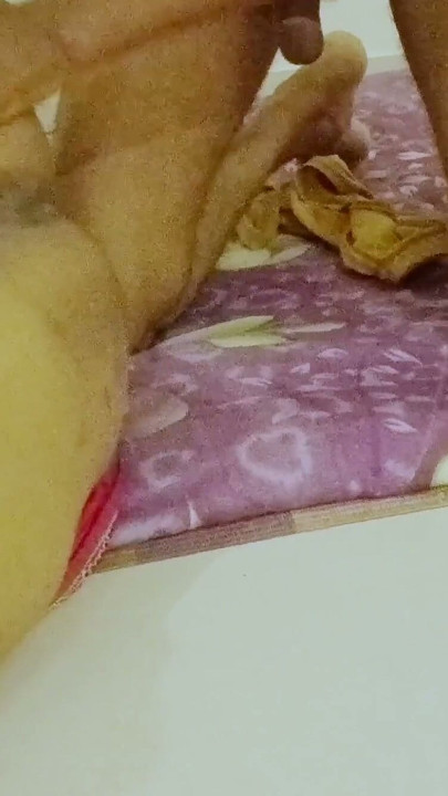 Riya Bhabhi zag haar zwager vechten en schudden en seks hebben | Clip 1