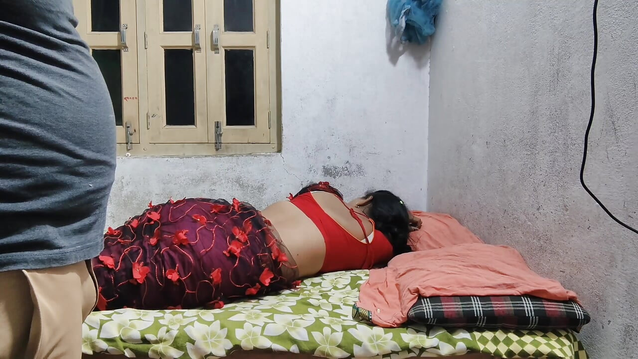 jija ji ne apne sali ki virgin milte he uski pussy ros nikal diya