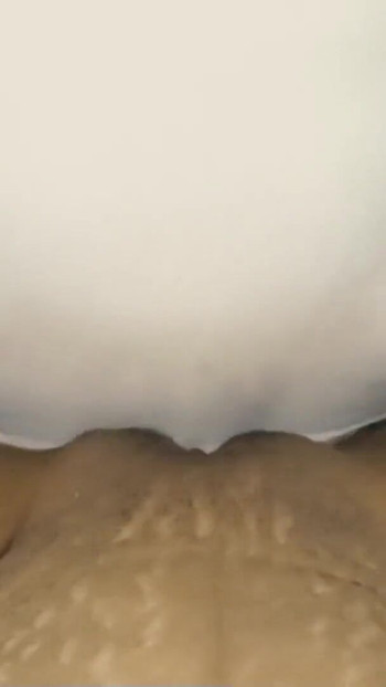 Desi dívka miluje aféry, má přátele a lásku | Klip 2