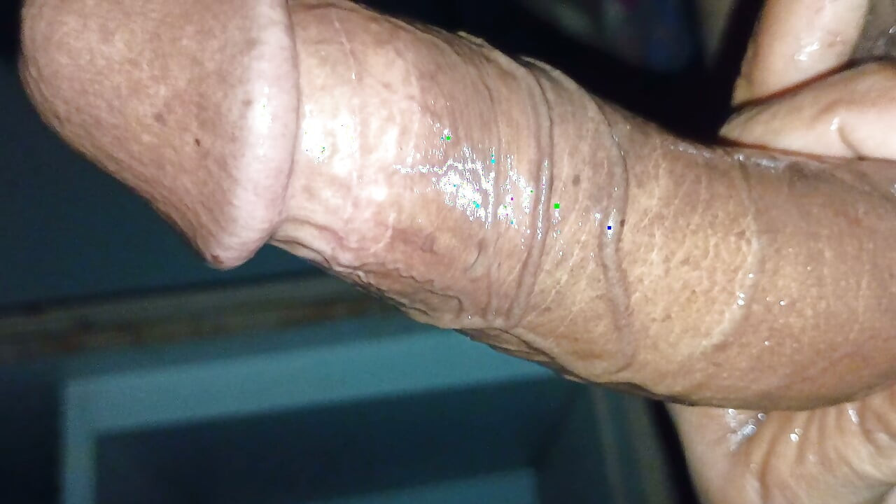 The woman who is not satisfied. Whatever age. If you want to be satisfied, SMS me. Only Mumbai women will remain hidden
