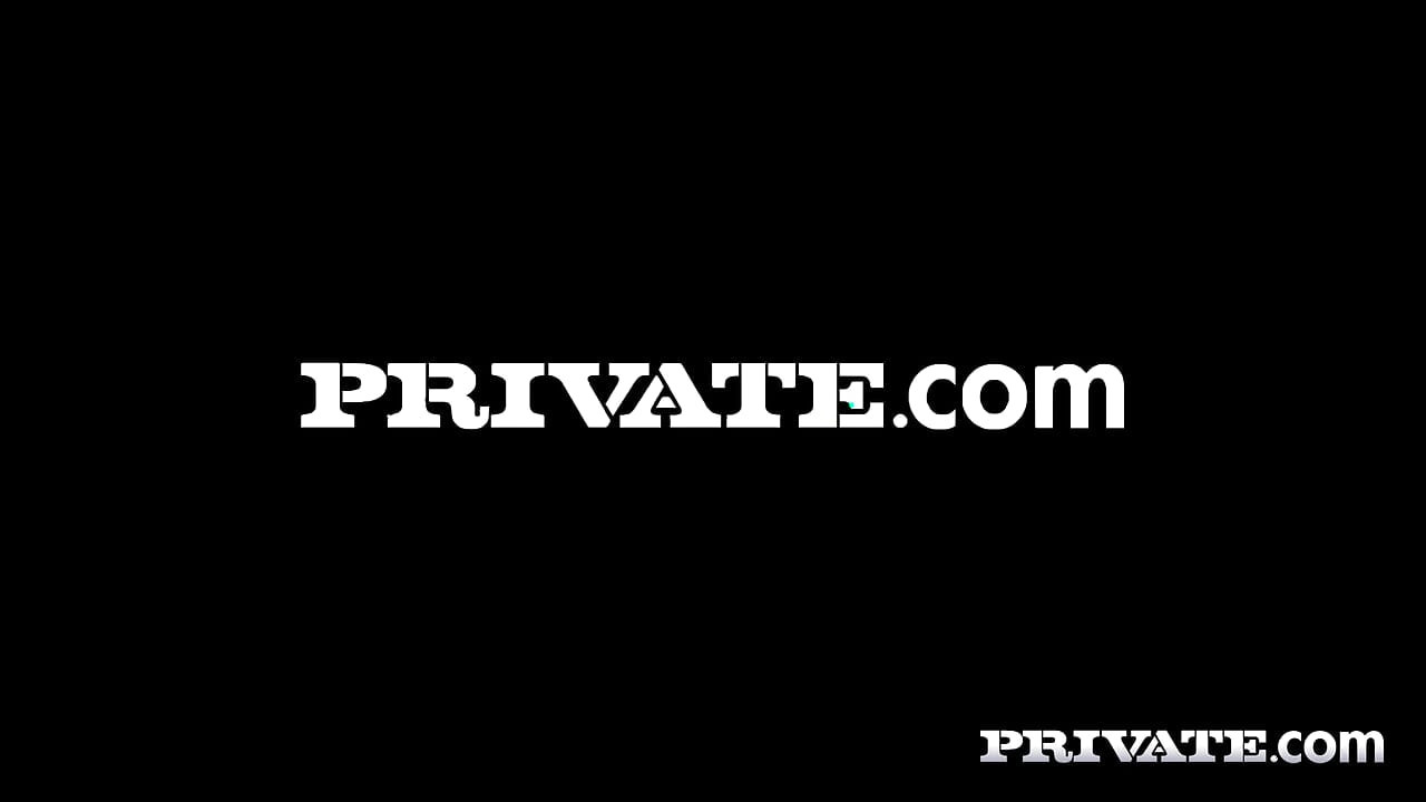 Private com - Rossa Vaxx, I'm going to have my first gangbang, with double vaginal.