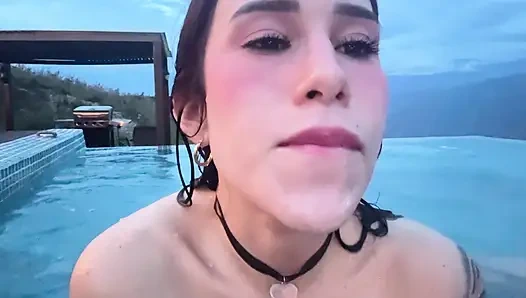 Tinder Randevusu Arka Planda Chicamocha Kanyonu ile Açık Havada Seksle Sona Erdi