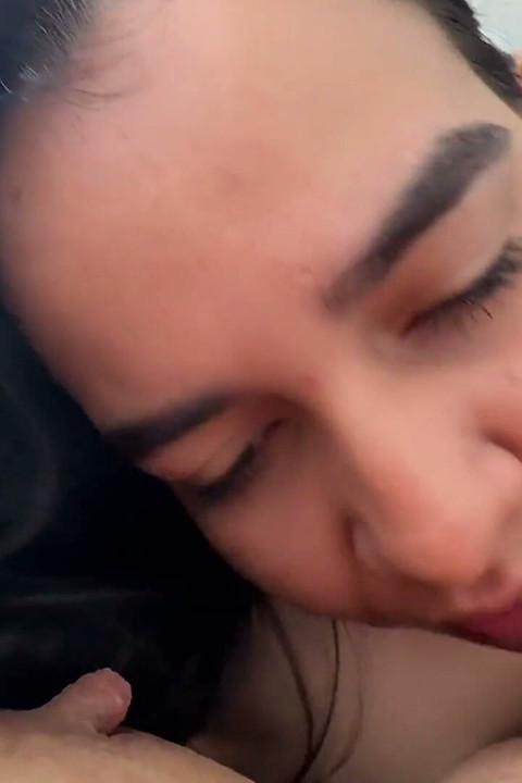 Bestie’s Morning Visit: Draining Uncontrolled Heavy Milk Streams