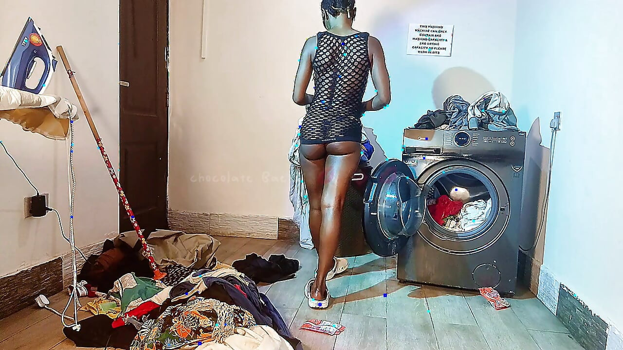 Sit Down Sir While I Twerking My Phat Ass in Your Face Before Madam Cums Back