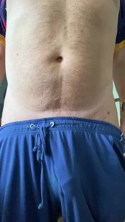 Hot and naked under neat