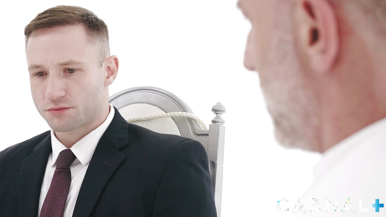 MasonicBoys - Miles Fallon interview avec Oz Daddy, jouet et huile, éjaculation
