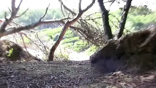 Dışarıda büyük yarak emiyor