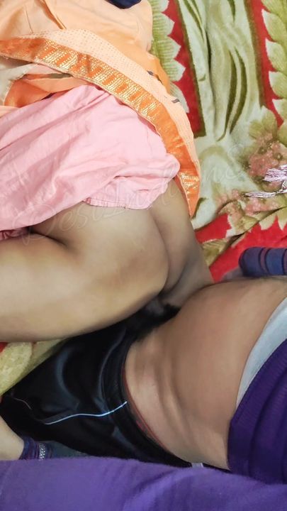 Bhabhi desi India berkongkek - mengongkek abang tiri saya – awek panas