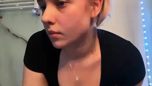 Jucielussie fingering tight anal and pink pussy