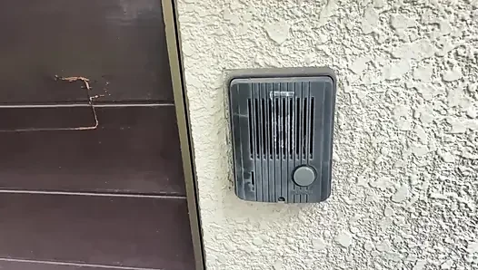 Banyo zamanı: minik çıplak vücudu tarafından baştan çıkarılıyor... 2