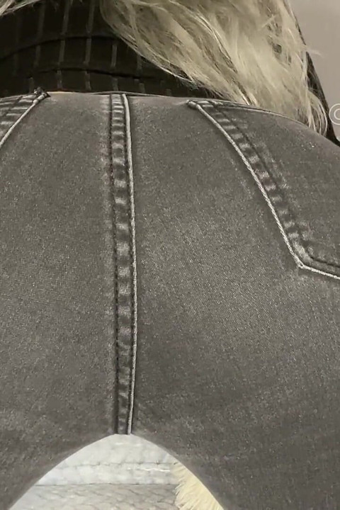 Rotten Peidos em Jeans