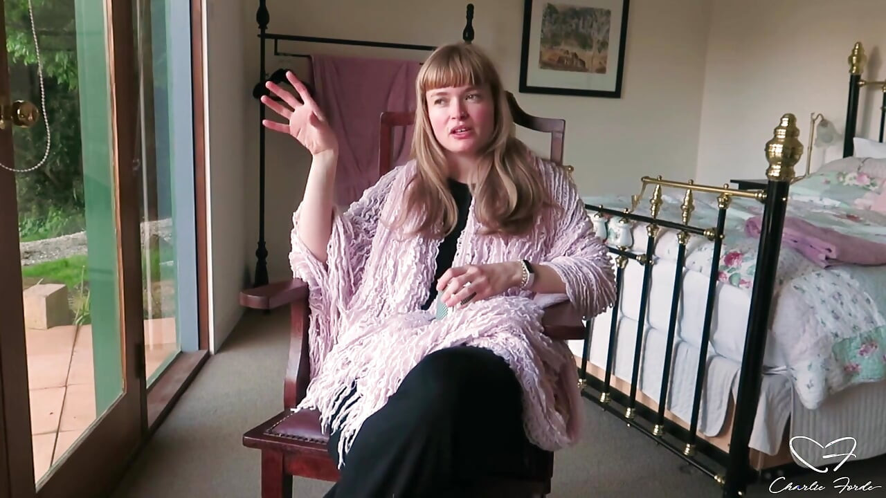 Интервю: Лейни в провинцията с участието на Лейни Дей