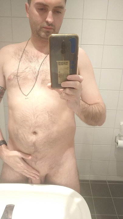 亲爱的女人，我向你展示我自己。