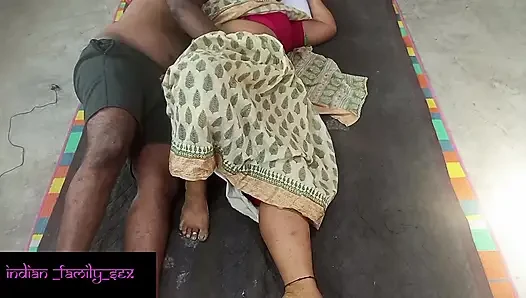 Seks pagi-pagi sama ibu tiri