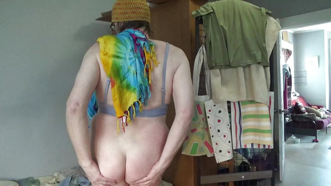 Ladyboy Serge Ave-Lusin. 2026d
