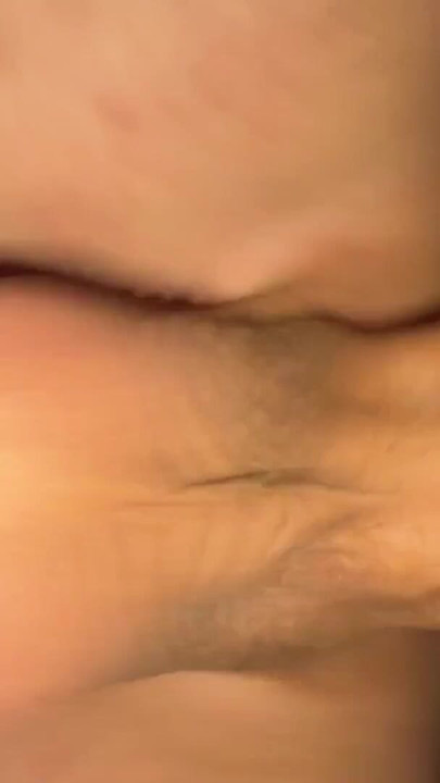 来自“他们用XXL鸡巴插入我的阴道”的史诗时刻！