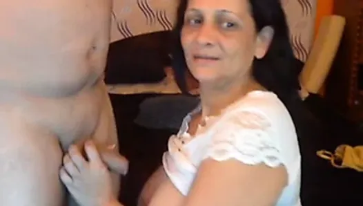 夫とセクシーなインド人おばあちゃん