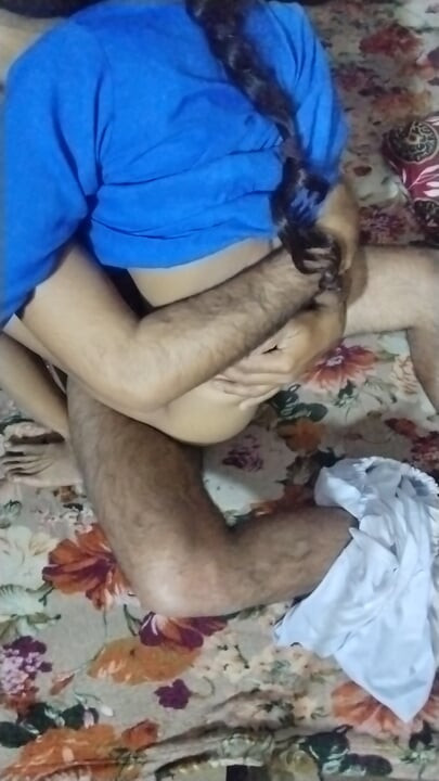 Pakistani lovely school girl fucked with his boyfriend