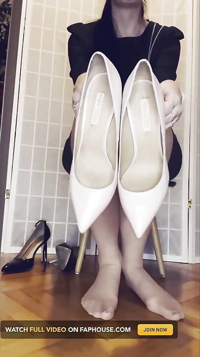 Showing off My Heels and Pumps on Nylon Feet POV