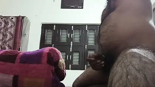 Vaccum penis pompası kullanarak gece yarısı eğlencesi ve mastürbasyon