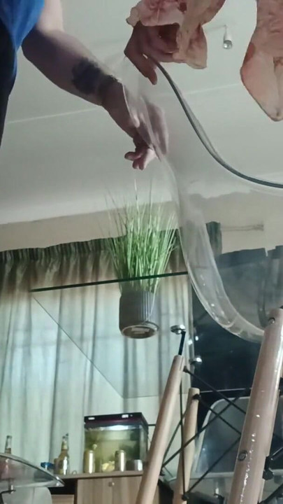 "Arkadaşım beni izlerken biraz eğlenceli dildo sikişi" ile duygusal an