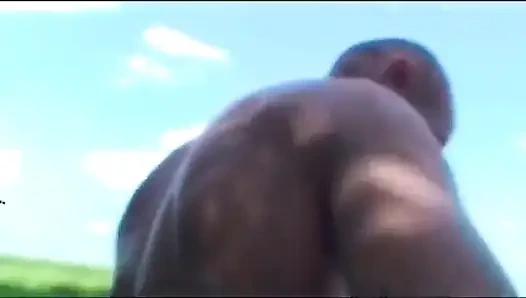 Draußen muschi ficken mädchen mit großen möpsen analdildo penetriert