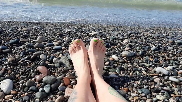 Salted sea feet and toes Dominatrix Nika