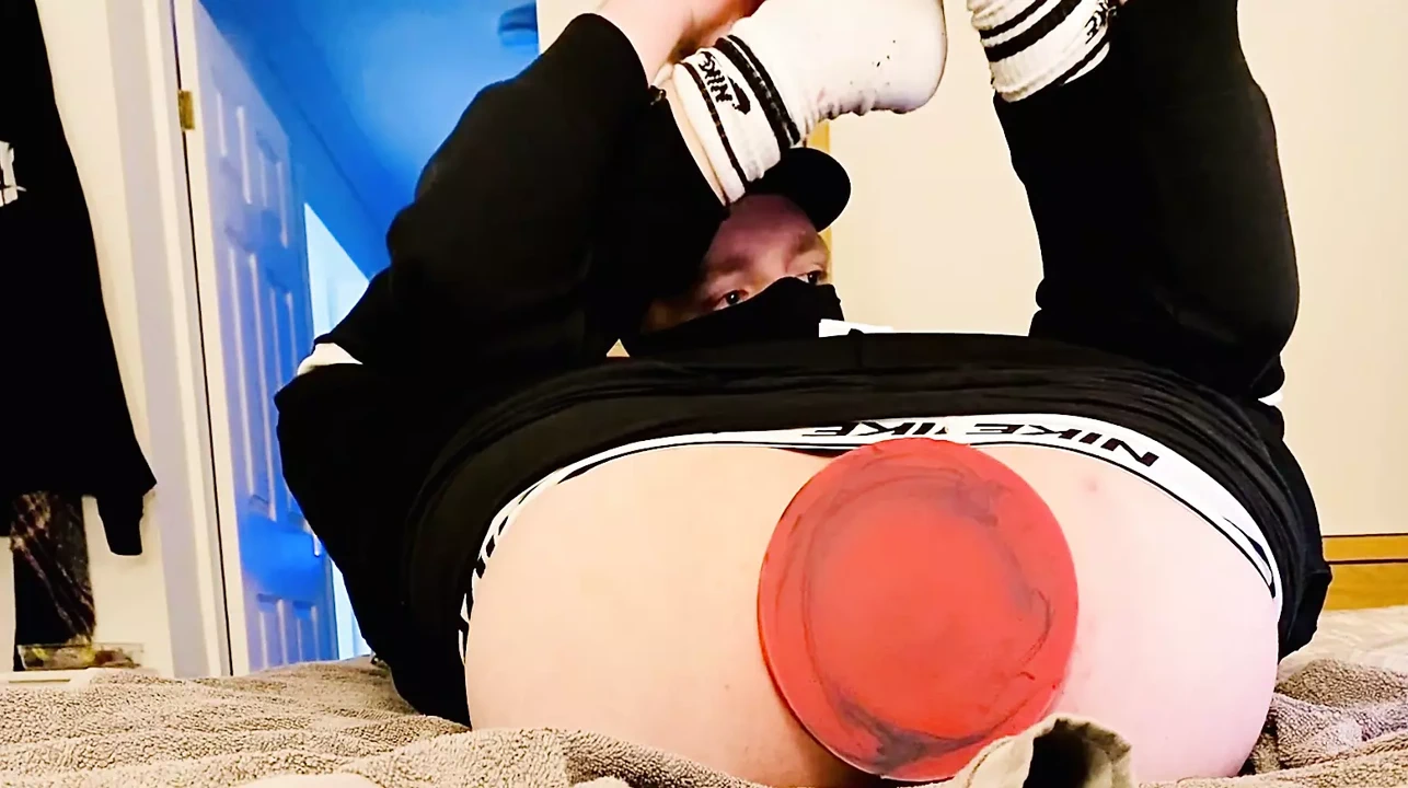 British Roadman Takes Out His Big 16" Butt Plug