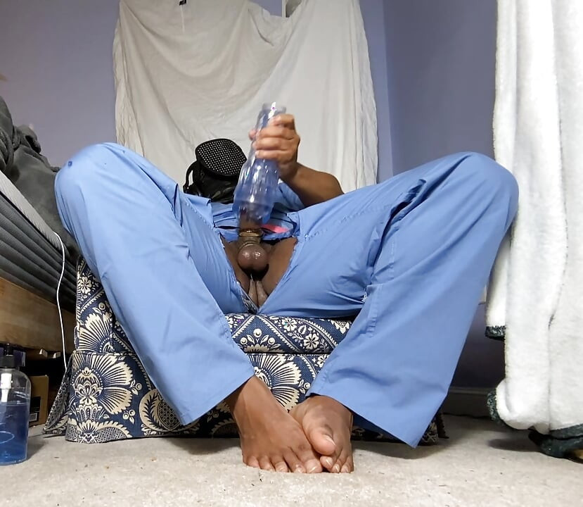 Nurse Jerking Out Moaning Cumshot In Scrubs With Fleshlight