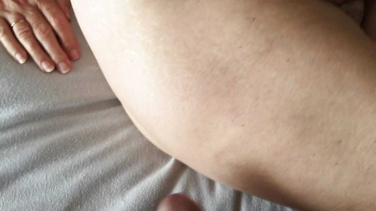 Meine frau Linda, lutscht und fickt