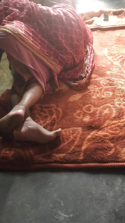 Indian sex husband and wife romantic video Hindi audio viral
